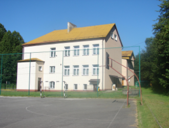 Ruszyła przebudowa boiska przy Szkole Podstawowej na Błądzonce