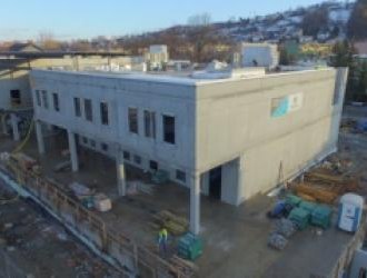 Budowa Centrum Kultury i Filmu na półmetku