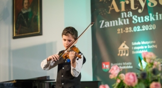 Młodzi Artyści na Zamku w Suchej Beskidzkiej – Koncert Laureatów