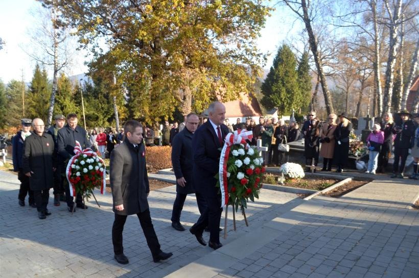 Sucha Beskidzka uczciła 106. rocznicę odzyskania przez Polskę niepodległości