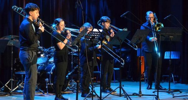 Muzyczne święto rodziny. Zapraszamy na koncert uczniów Szkoły Muzycznej