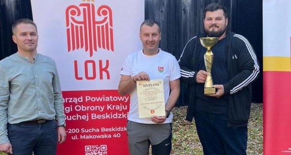 Rada Miasta Sucha Beskidzka zwyciężyła w zawodach strzeleckich o Puchar Starosty Suskiego