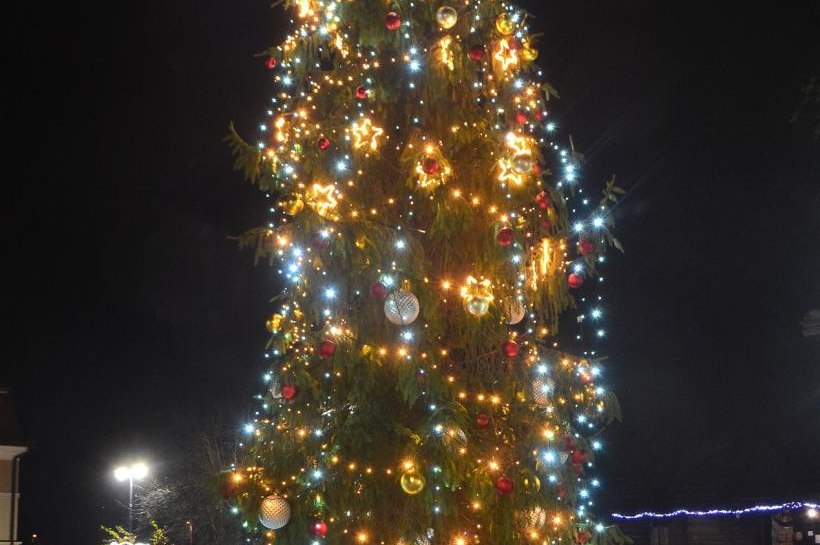 Sucha Beskidzka rozbłysła świątecznym blaskiem!