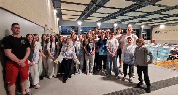 Pływacy UKS Jasień błyszczeli w International Swimming Meeting