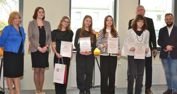 Słowo, scena i opanowana trema