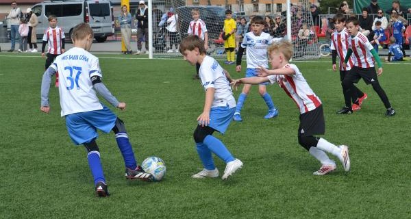Młodzieżowy futbol na wysokim poziomie. Za nami Turniej Smoka - Babia Góra Cup