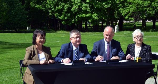 Rewitalizacja parku przy Zamku Suskim z unijnym dofinansowaniem