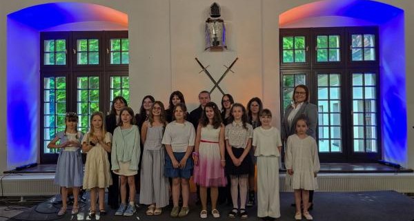 Muzyczny hołd dla mam uczniów Ogniska Muzycznego „Allegro”
