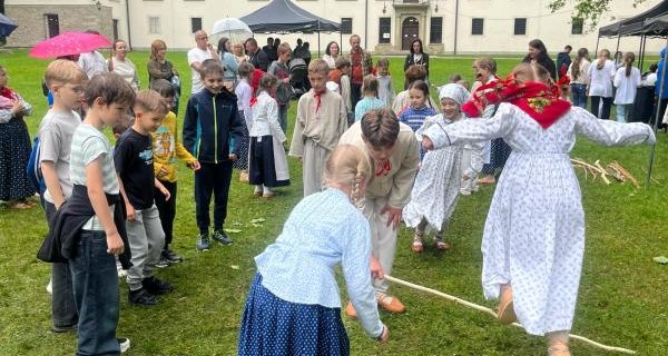 Kolorowo, rodzinnie i z uśmiechem. Dzień Dziecka w Parku Zamkowym