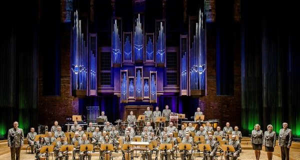 Operetkowy wieczór pełen emocji i muzycznych wzruszeń w Suchej Beskidzkiej