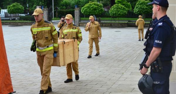 Ewakuacja dzieł sztuki i wypadek masowy. Na szczęście były to tylko ćwiczenia