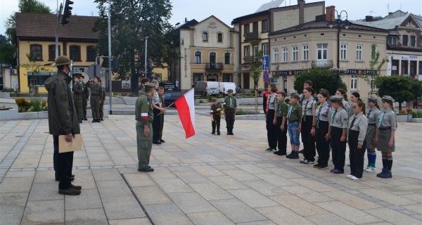 „Godzina W” w Suchej Beskidzkiej – wspólnie oddajmy hołd bohaterom Powstania Warszawskiego