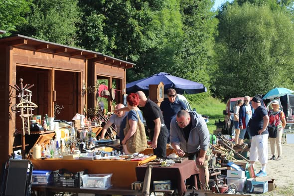 Zamkowy Jarmark Staroci przyciągnął kolekcjonerów