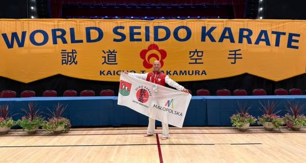 Brązowy medal Jun Shihana Piotra Michulca na Światowym Turnieju Seido Karate