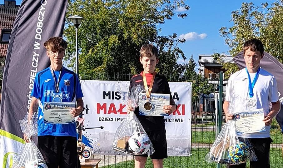 Znakomite występy suskich łuczników na Mistrzostwach Małopolski Młodzików i Dzieci w Dobczycach