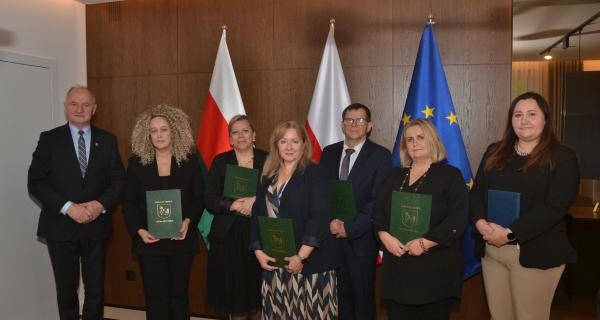 Burmistrz Miasta przyznał nagrody za pracę na rzecz edukacji
