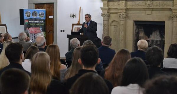 Branicki Festival. Historia, kolekcjonerstwo i dziedzictwo suskiego zamku