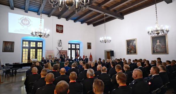 Zjazd Oddziału Powiatowego ZOSP RP w Zamku Suskim