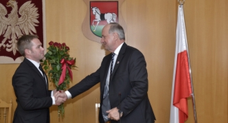 Burmistrz Suchej Beskidzkiej z wotum zaufania i absolutorium
